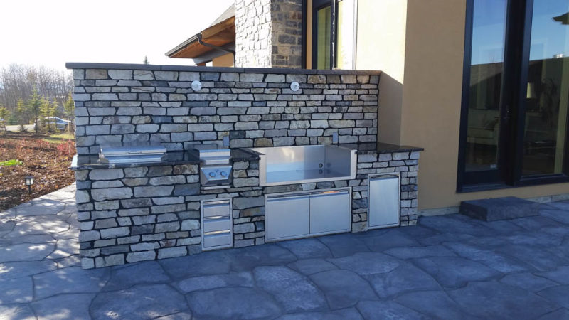 outdoor-kitchen-construction-6